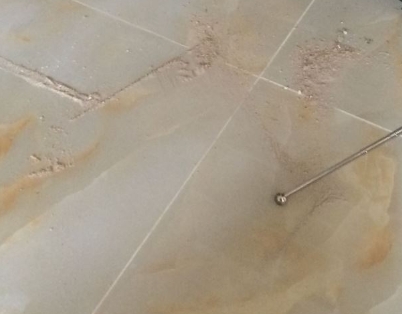 易门瓷砖空鼓维修公司分享粘合剂选择不当在瓷砖铺贴过程中可能导致以下问题